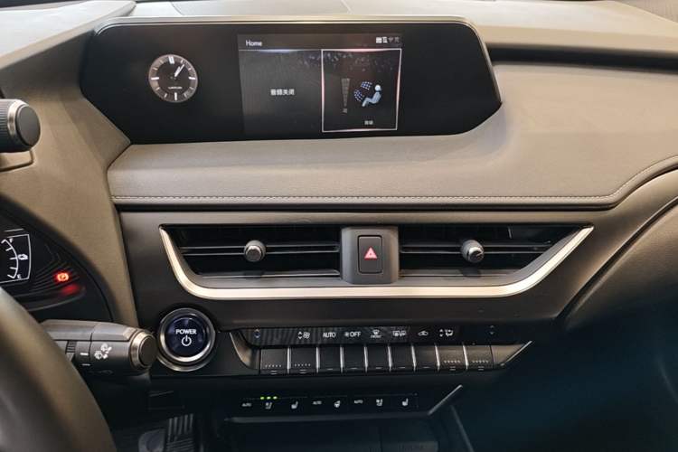 Used Lexus UX New Energy 2020 300e Pure·Joy Edition Audio And AC Panel