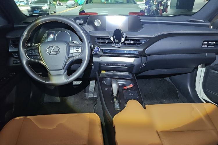 Used Lexus UX New Energy 2020 300e Pure·Enjoy Edition Center Console
