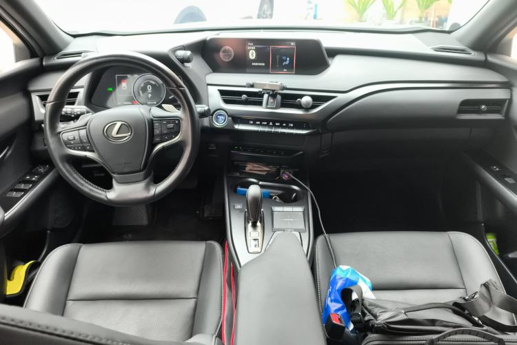 Used Lexus UX New Energy 2020 300e Pure·Joy Edition Center Console