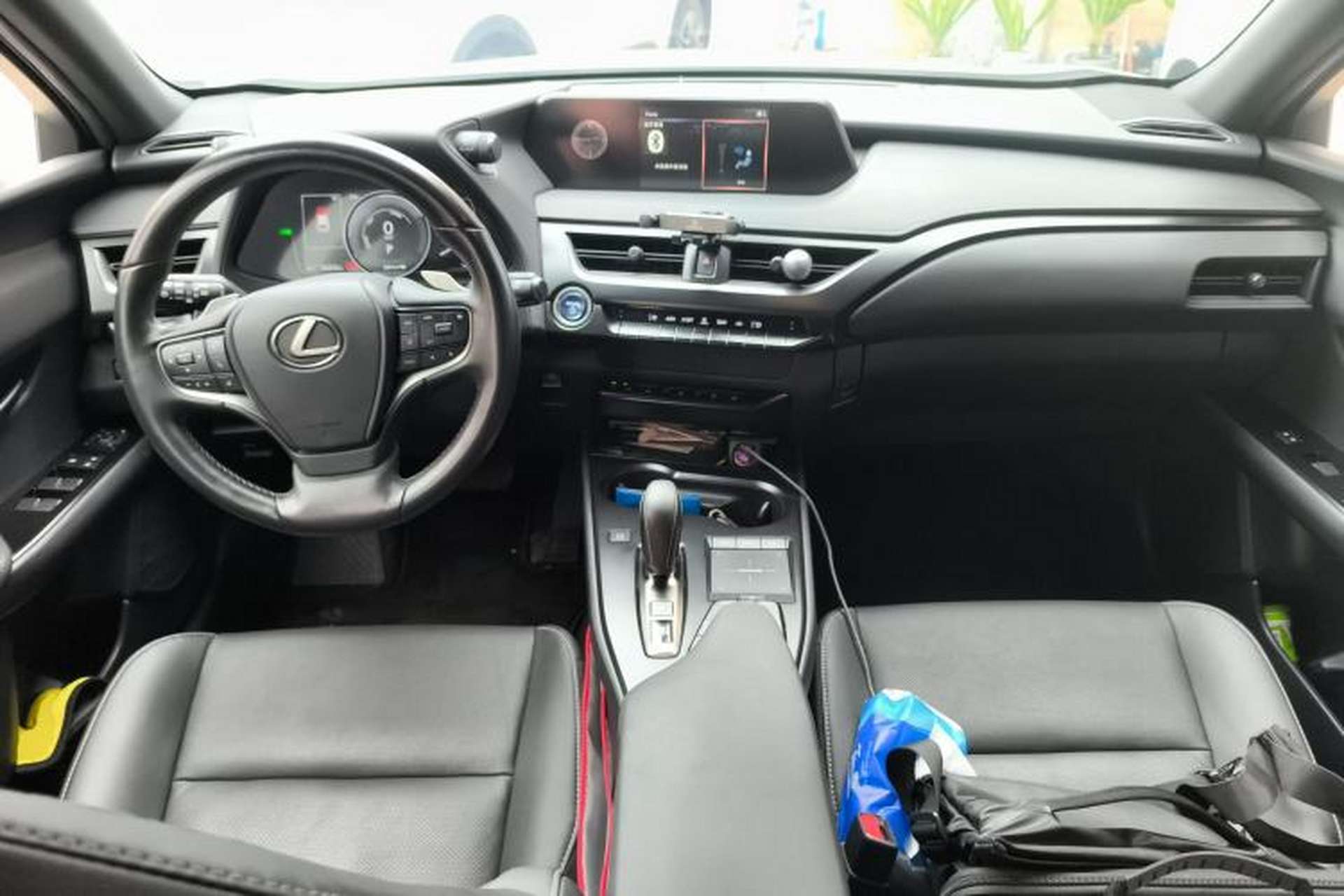 Used Lexus UX New Energy 2020 300e Pure·Joy Edition Center Console