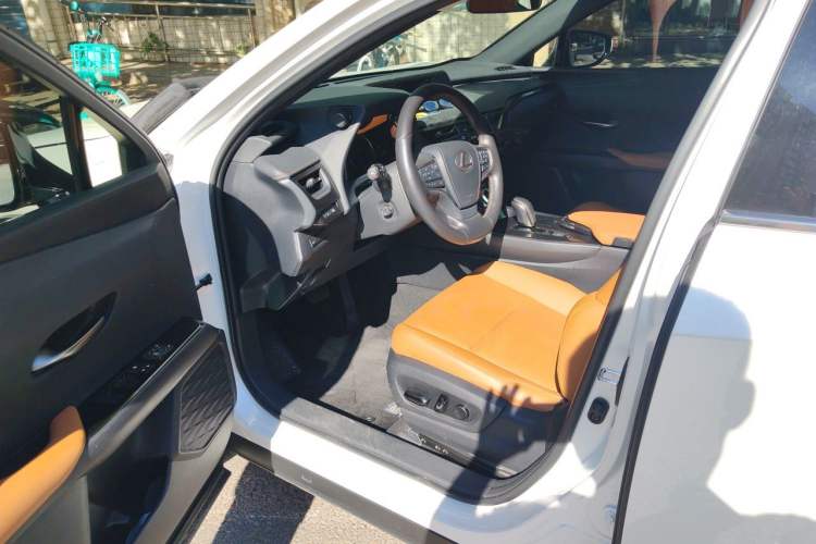 Used Lexus UX New Energy 2020 300e Pure·Joy Edition Driver Seat