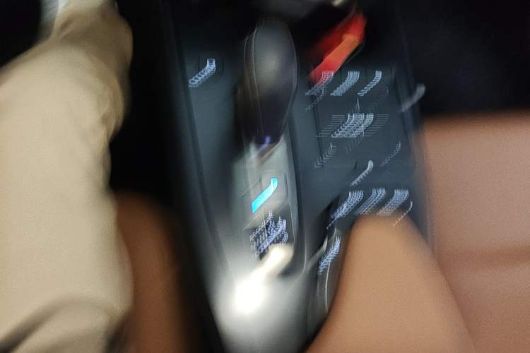 Used Lexus UX New Energy 2020 300e Pure·Enjoy Edition Gear Lever