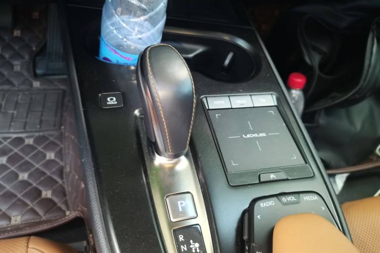 Used Lexus UX New Energy 2020 300e Pure·Enjoy Edition Gear Lever