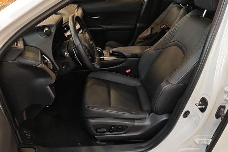 Used Lexus UX New Energy 2020 300e Pure·Joy Edition Left Front Seat
