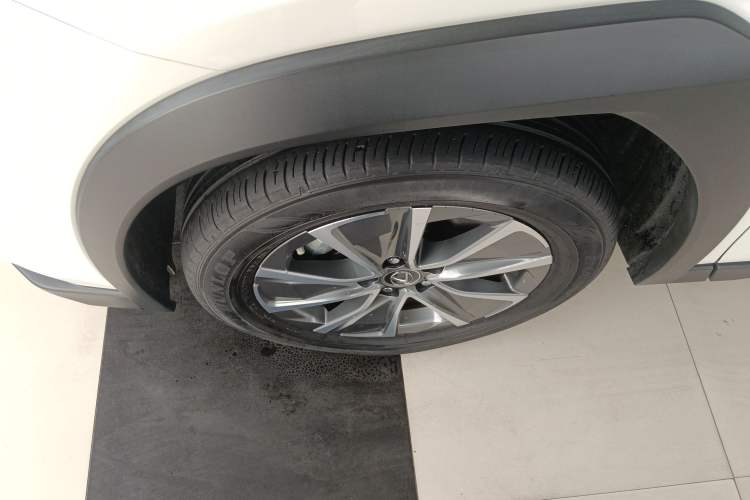 Used Lexus UX New Energy 2020 300e Pure·Joy Edition Left Front Wheel Hub