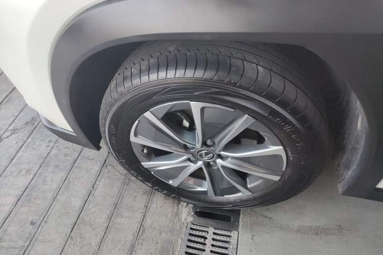 Used Lexus UX New Energy 2020 300e Pure·Joy Edition Left Front Wheel Hub