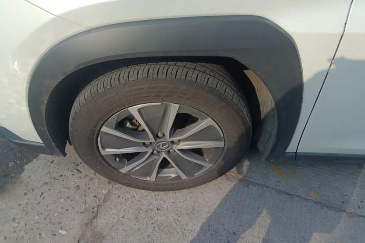 Used Lexus UX New Energy 2020 300e Pure·Joy Edition Left Front Wheel Hub