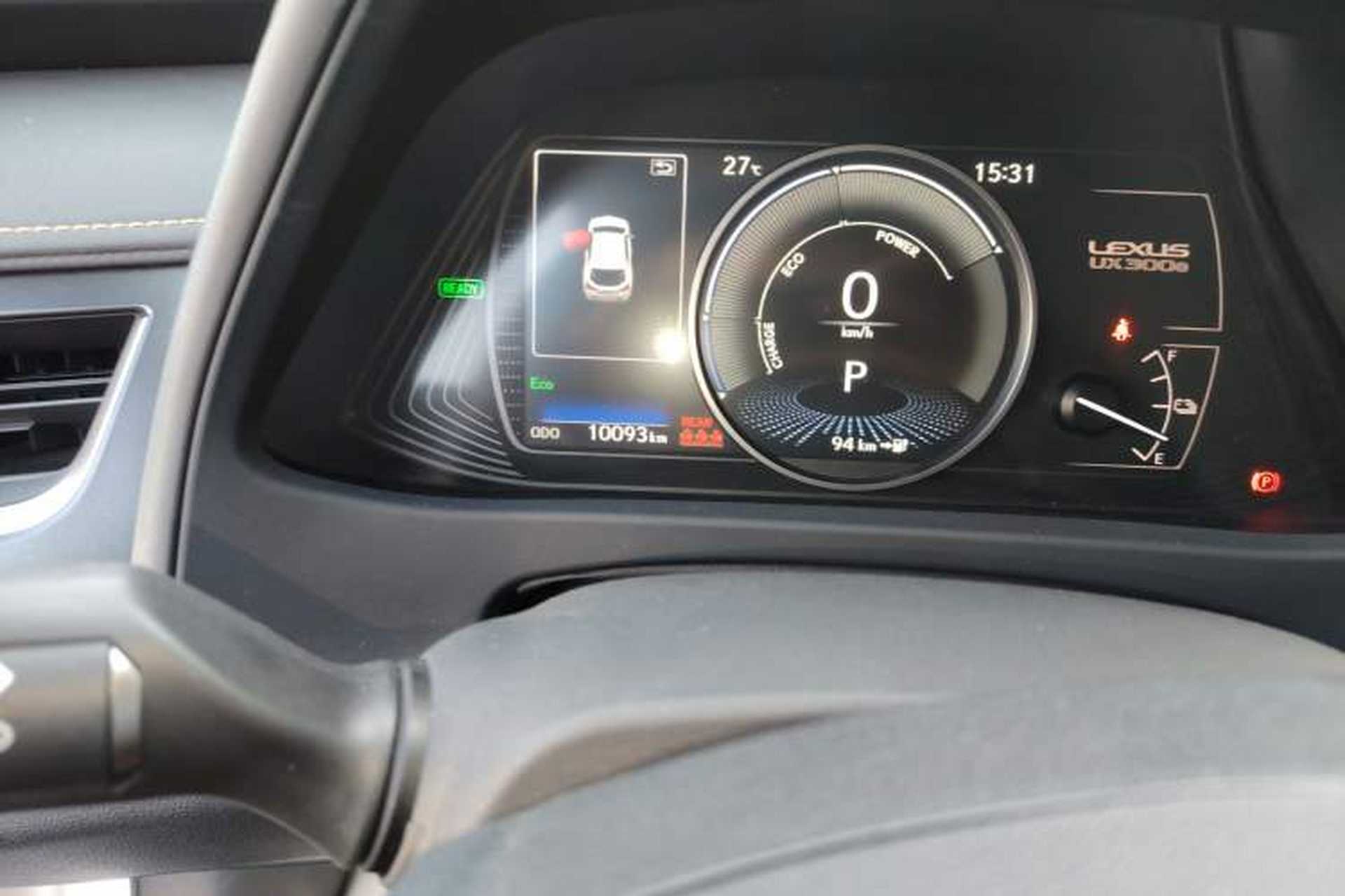 Used Lexus UX New Energy 2020 300e Pure·Joy Edition Odometer Close Up