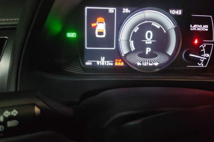 Used Lexus UX New Energy 2020 300e Pure·Joy Edition Odometer Close Up