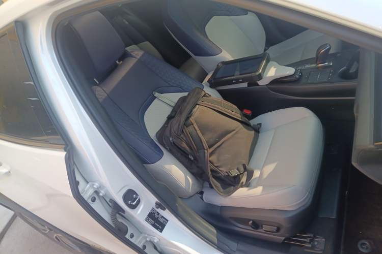 Used Lexus UX New Energy 2020 300e Pure·Joy Edition Right Front Seat