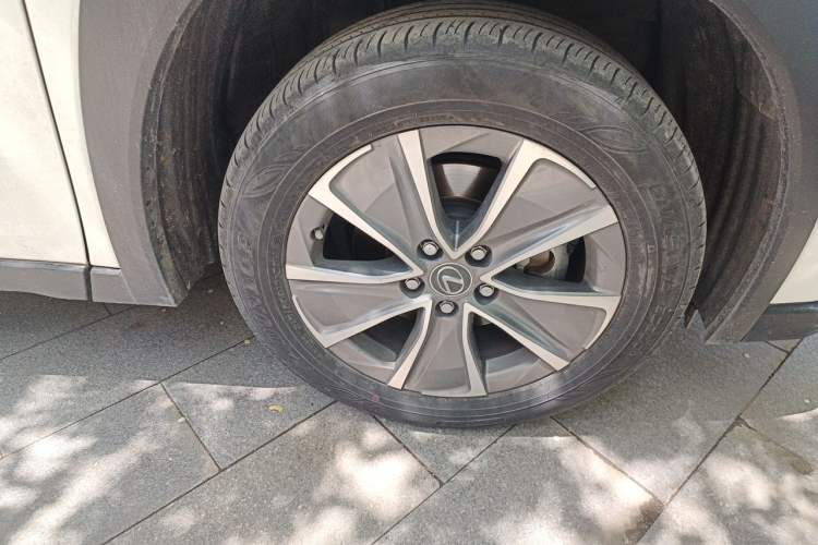Used Lexus UX New Energy 2020 300e Pure·Joy Edition Right Front Wheel Hub