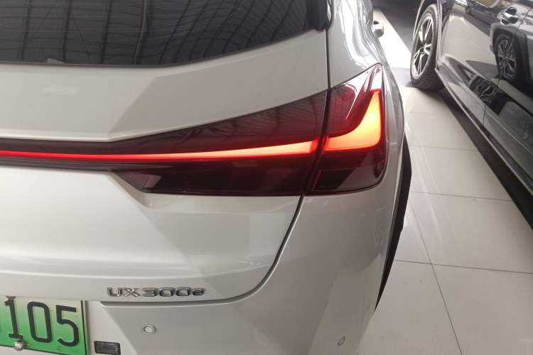 Used Lexus UX New Energy 2020 300e Pure·Joy Edition Right Rear Taillight