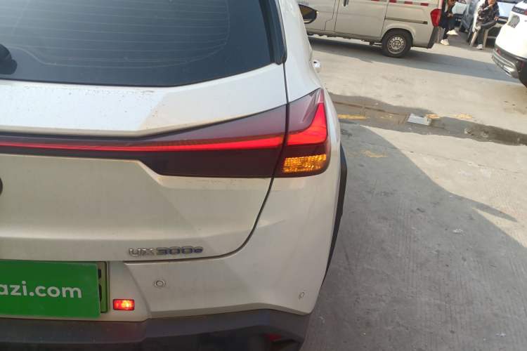 Used Lexus UX New Energy 2020 300e Pure·Joy Edition Right Rear Taillight