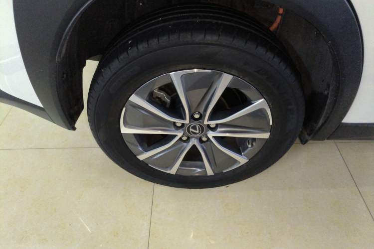 Used Lexus UX New Energy 2020 300e Pure·Joy Edition Right Rear Wheel Hub