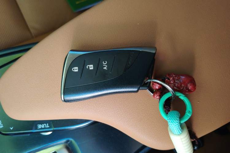 Used Lexus UX New Energy 2020 300e Pure·Joy Edition Vehicle Key