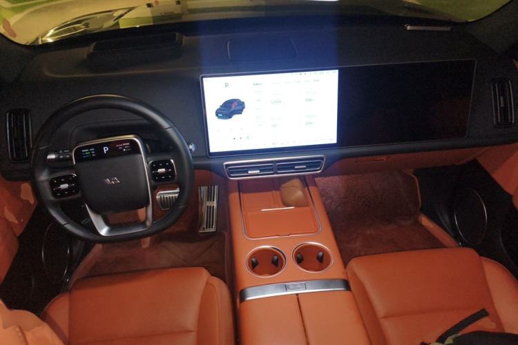 Used Li Auto L6 2024 Max Center Console