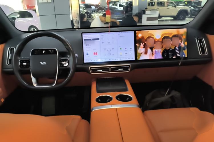 Used Li Auto L6 2024 Max Center Console