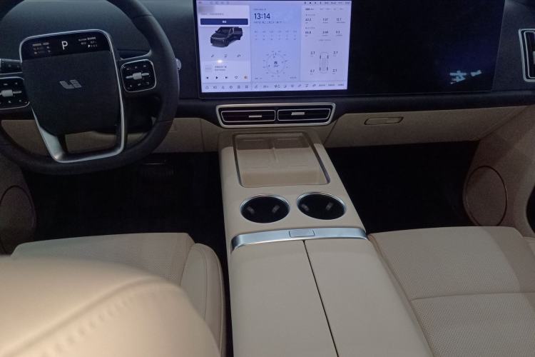Used Li Auto L6 2024 Pro Model Center Console