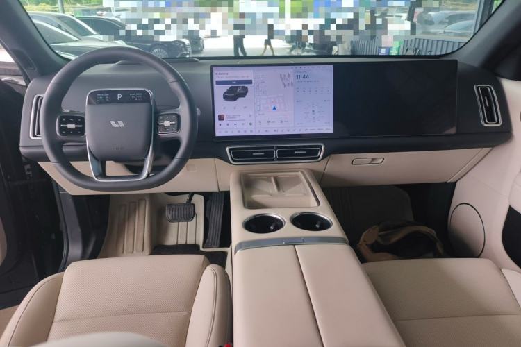 Used Li Auto L6 2024 Pro Model Center Console
