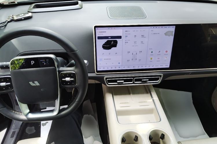 Used Li Auto L6 2024 Pro Model Center Console