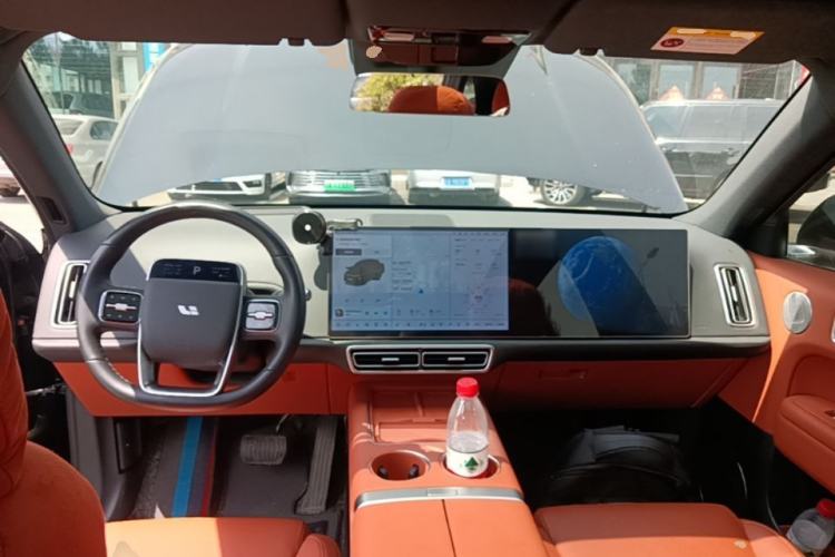 Used Li Auto L6 2024 Pro Model Center Console