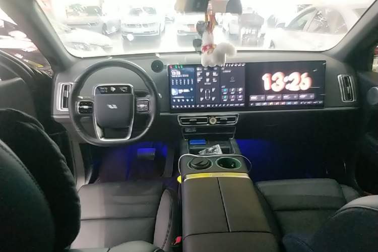 Used Li Auto L6 2024 Pro Model Center Console
