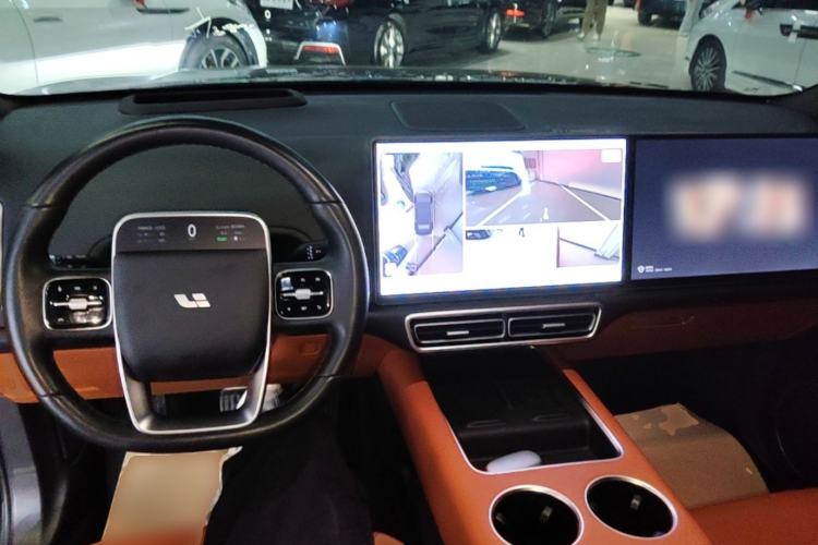 Used Li Auto L6 2024 Pro Model Center Console