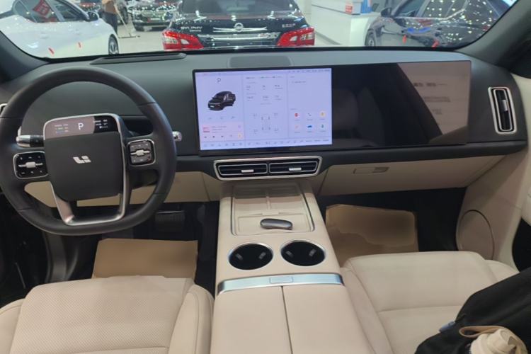 Used Li Auto L6 2024 Pro Model Center Console