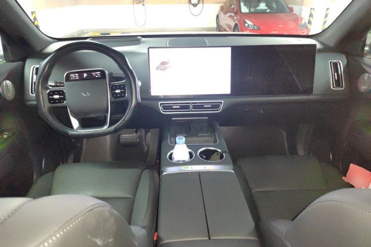 Used Li Auto L6 2024 Pro Model Center Console