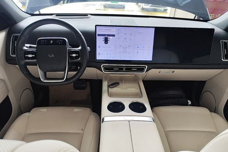 Used Li Auto L6 2024 Pro Model Center Console