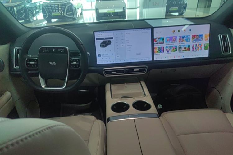 Used Li Auto L6 2024 Pro Model Center Console