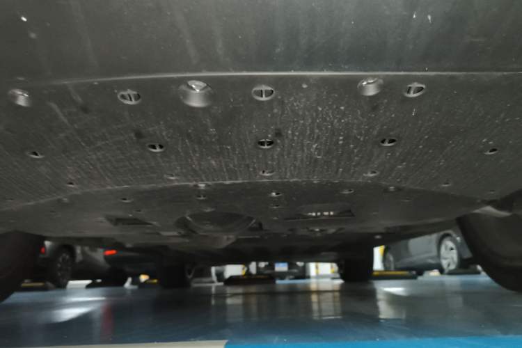 Used Li Auto L6 2024 Pro Model Chassis Front
