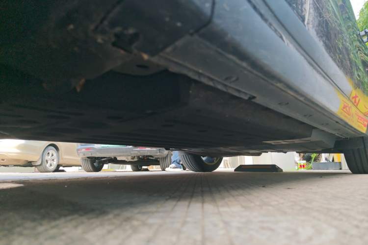 Used Li Auto L6 2024 Pro Model Chassis Front Left