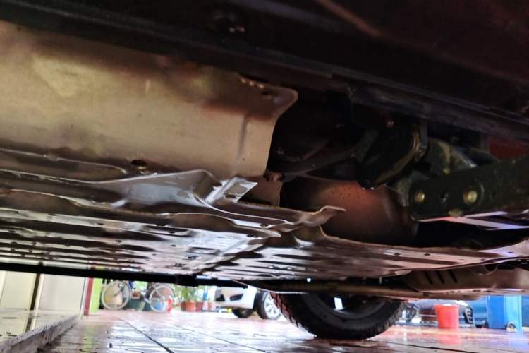 Used Li Auto L6 2024 Pro Model Chassis Front Left