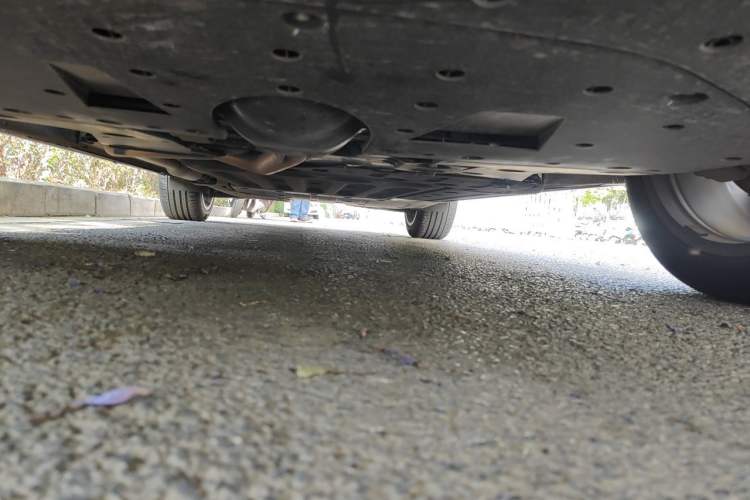 Used Li Auto L6 2024 Pro Model Chassis Front