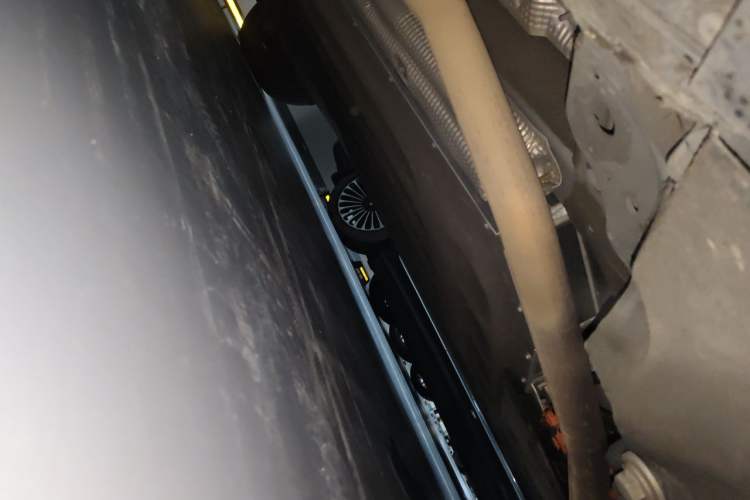 Used Li Auto L6 2024 Max Chassis Front Right