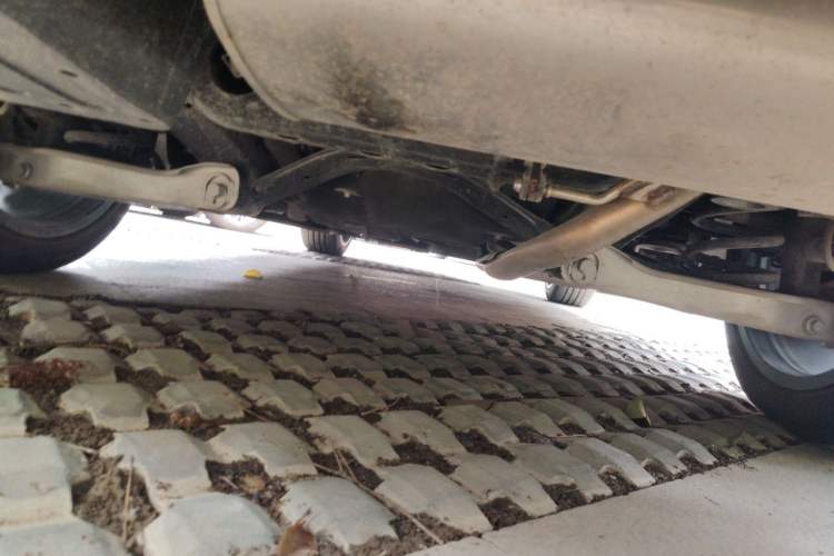 Used Li Auto L6 2024 Pro Model Chassis Rear