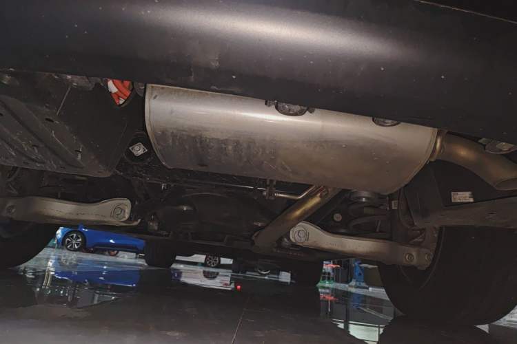 Used Li Auto L6 2024 Pro Model Chassis Rear