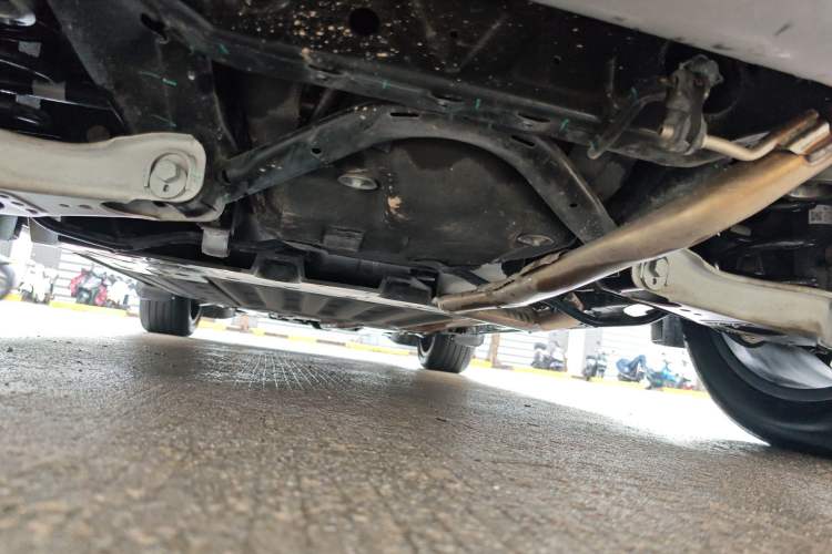 Used Li Auto L6 2024 Pro Model Chassis Rear