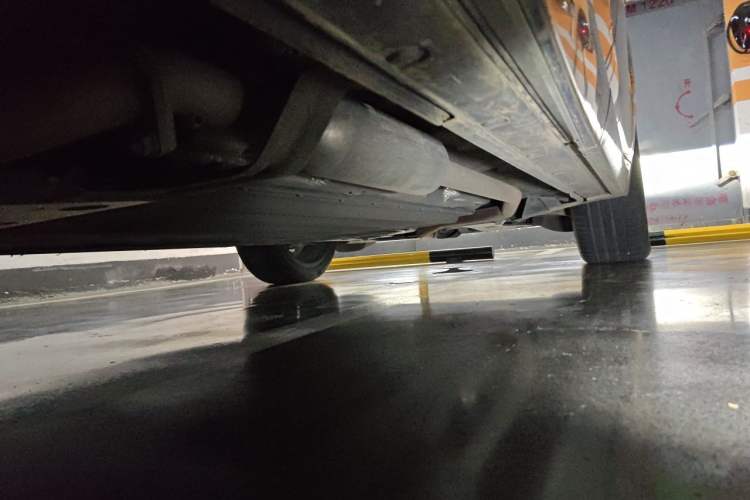 Used Li Auto L6 2024 Max Chassis Rear Right