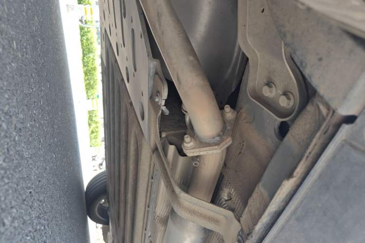 Used Li Auto L6 2024 Max Chassis Rear Right
