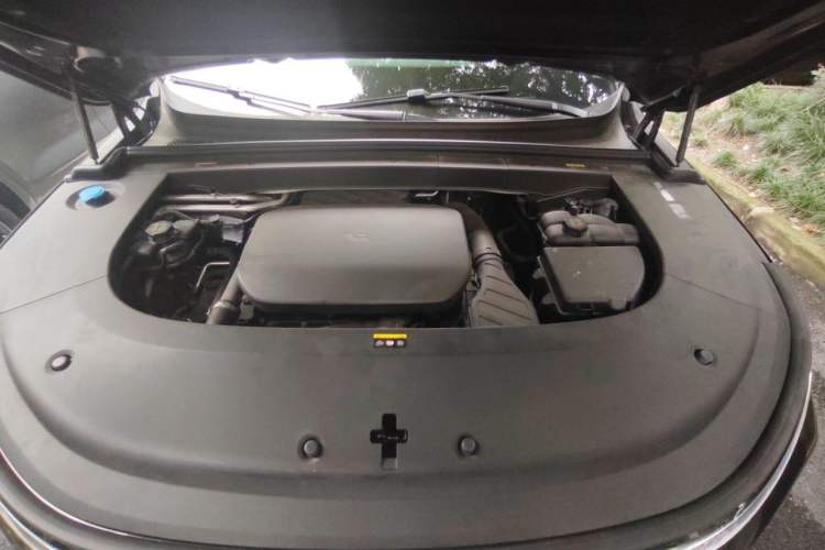 Used Li Auto L6 2024 Pro Model Engine Bay