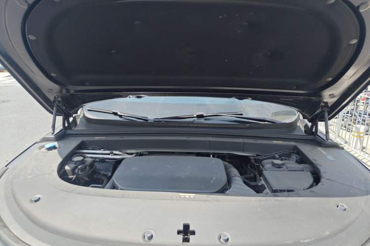 Used Li Auto L6 2024 Max Engine Bay