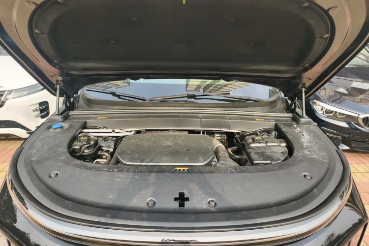 Used Li Auto L6 2024 Pro Model Engine Bay