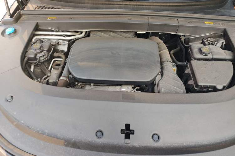 Used Li Auto L6 2024 Pro Model Engine Bay
