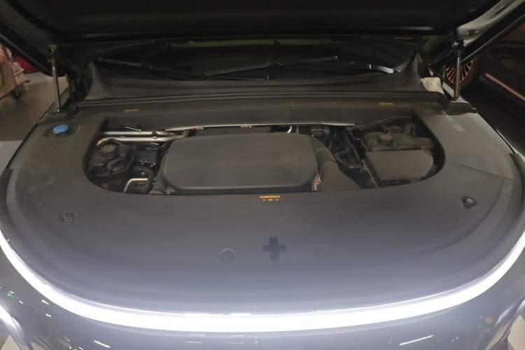 Used Li Auto L6 2024 Max Engine Bay