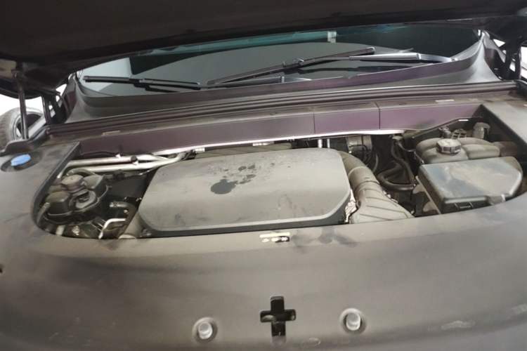 Used Li Auto L6 2024 Pro Model Engine Bay