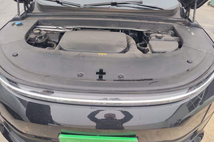 Used Li Auto L6 2024 Pro Model Engine Bay
