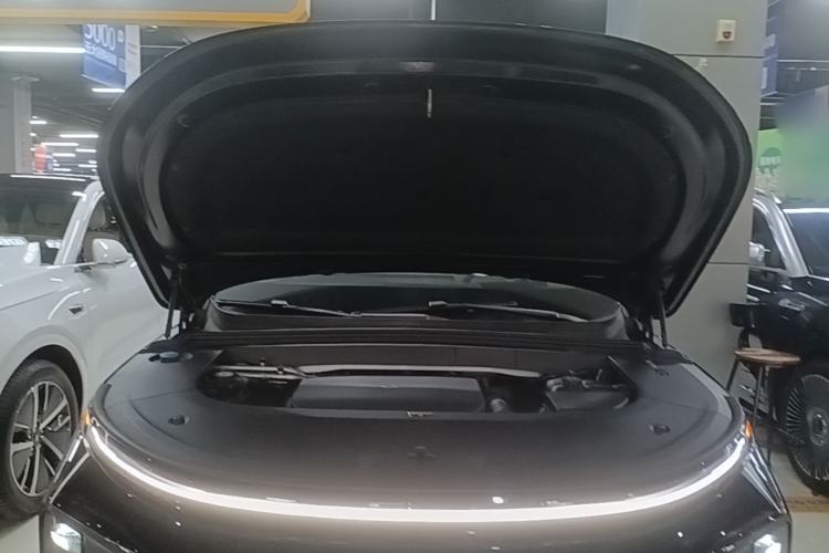 Used Li Auto L6 2024 Pro Model Engine Bay