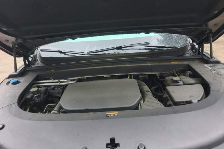 Used Li Auto L6 2024 Pro Model Engine Bay